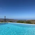 Luxury With Private Infinity Pool *